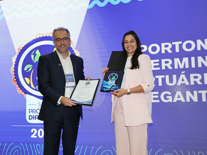 Imagem relacionada à notícia: Portonave conquista reconhecimento nacional por ações de descarbonização